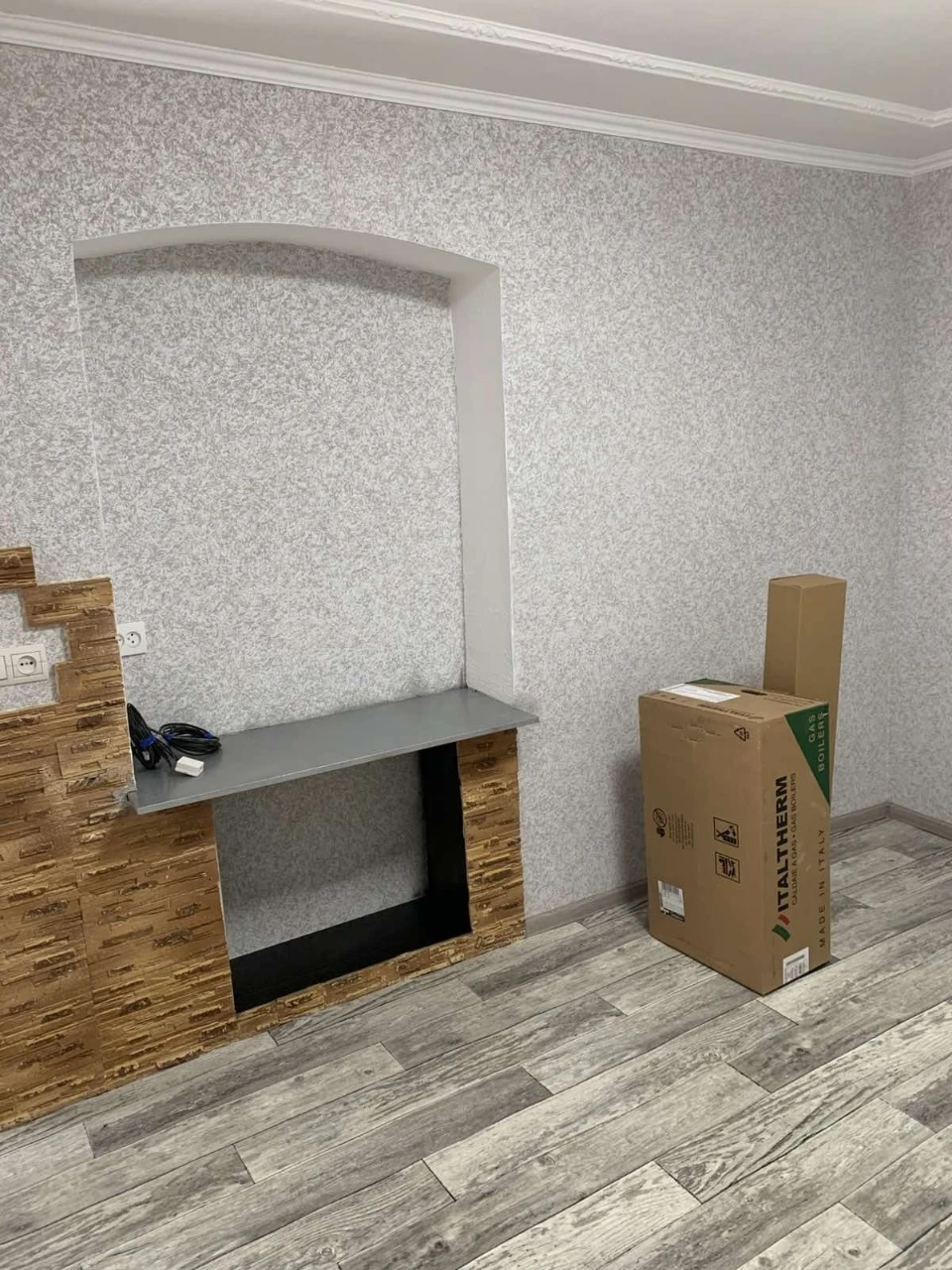 Spacious Apartment on Dvorcovaya / Shulginaya Street