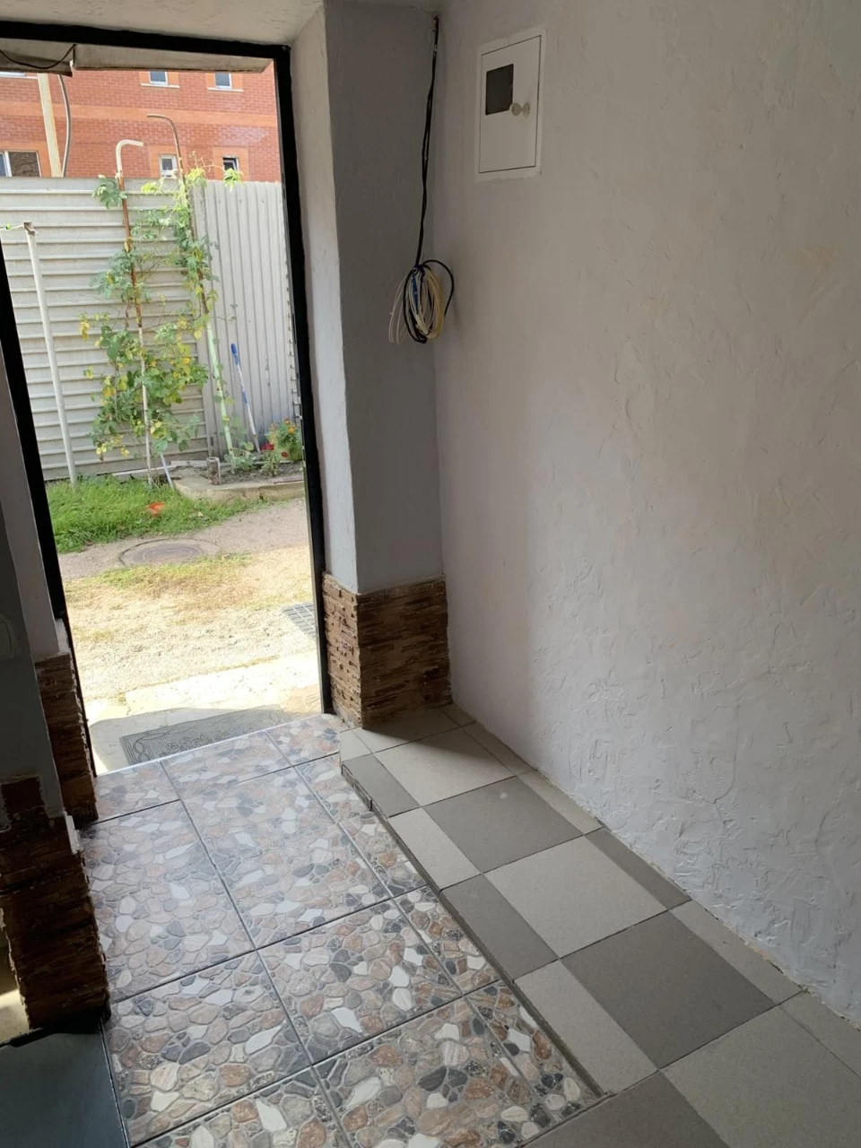 Spacious Apartment on Dvorcovaya / Shulginaya Street