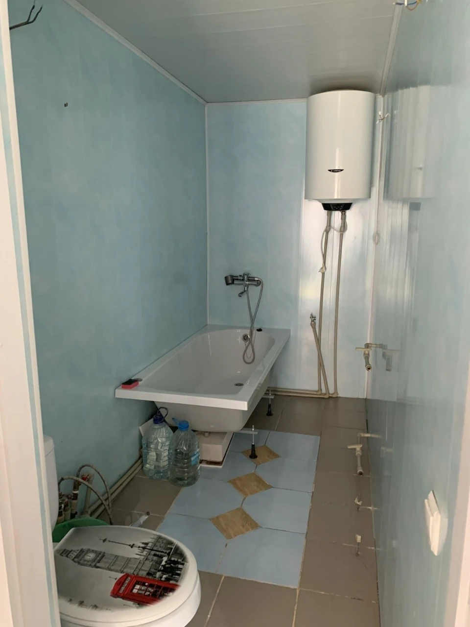 Spacious Apartment on Dvorcovaya / Shulginaya Street