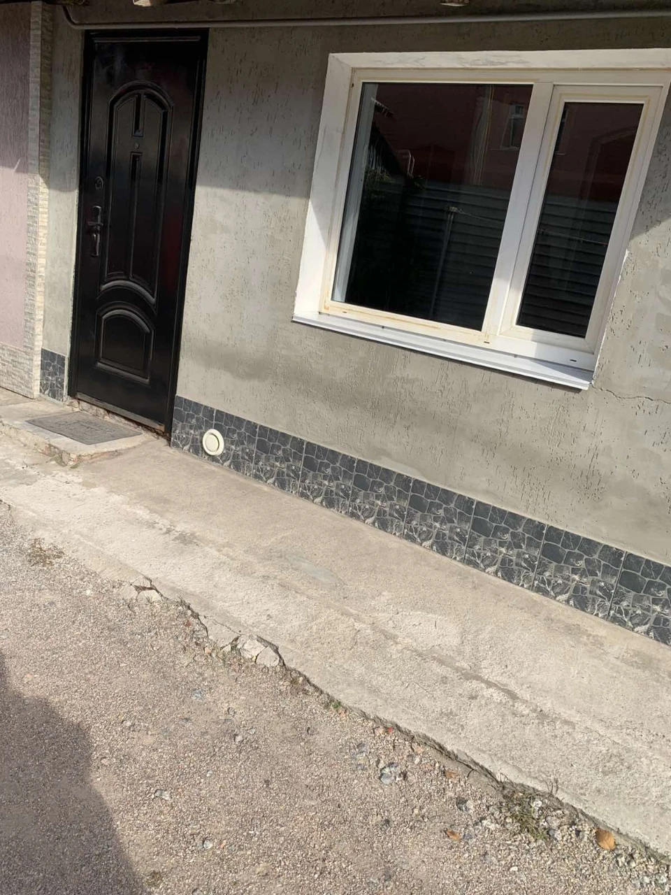 Spacious Apartment on Dvorcovaya / Shulginaya Street