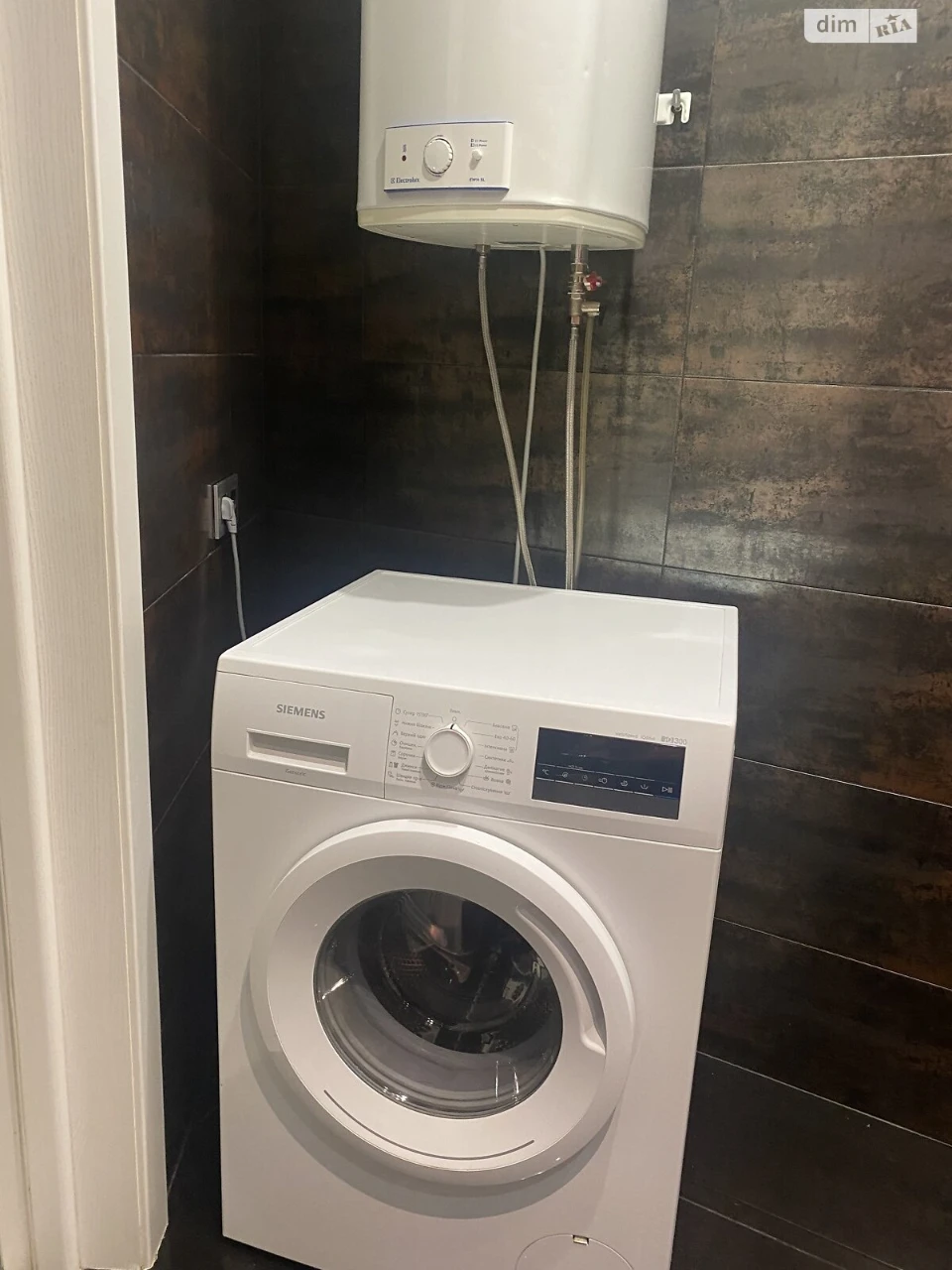 Long-Term Rental Apartment, Poczynki