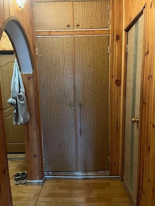 For sale 2-room apartment with improved layout, 2/9,