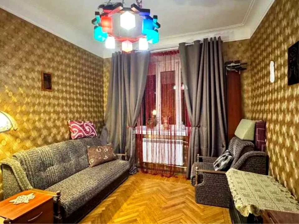 Квартира. Киев, Копиловская ул.
