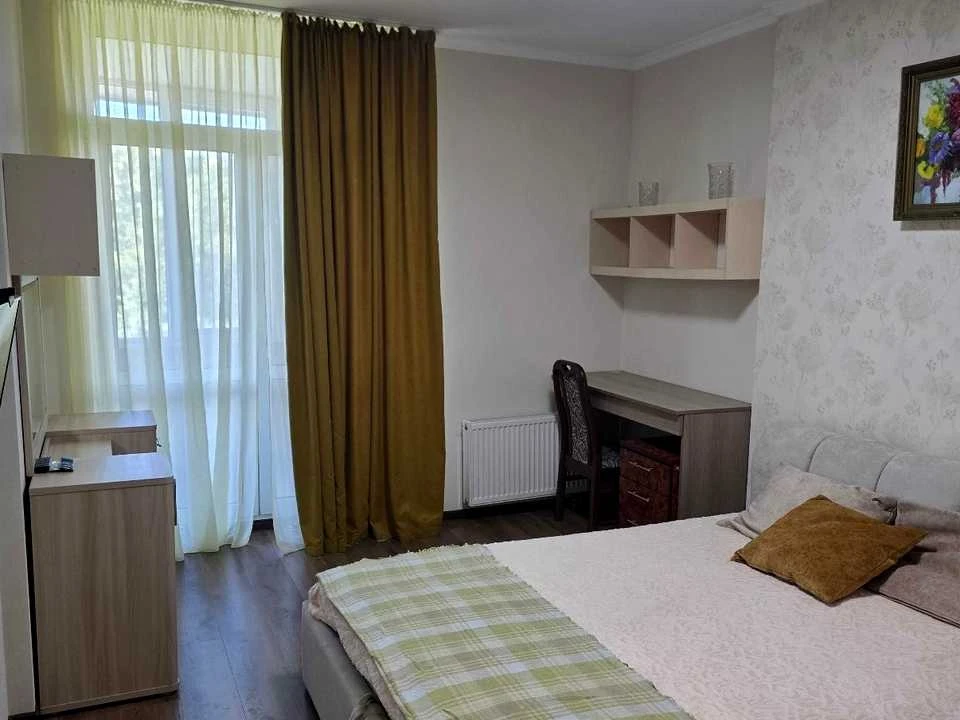 Квартира. Киев, Вишгородская улица