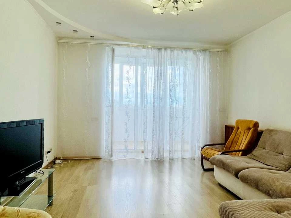 Квартира. Дніпро, Литовська вулиця