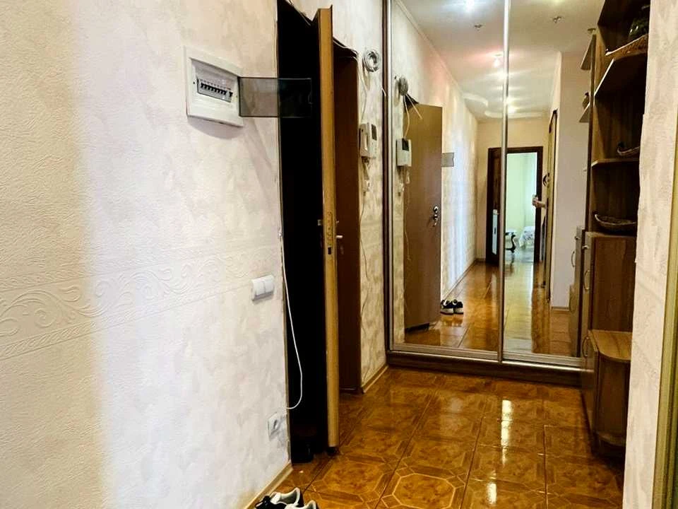 Квартира. Дніпро, Литовська вулиця