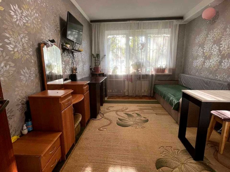 Apartment. Dmitry Chizhevsky Street, Kyiv
