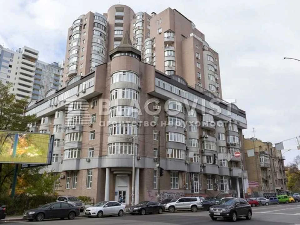 Apartment. Antonovycha Street, Kyiv