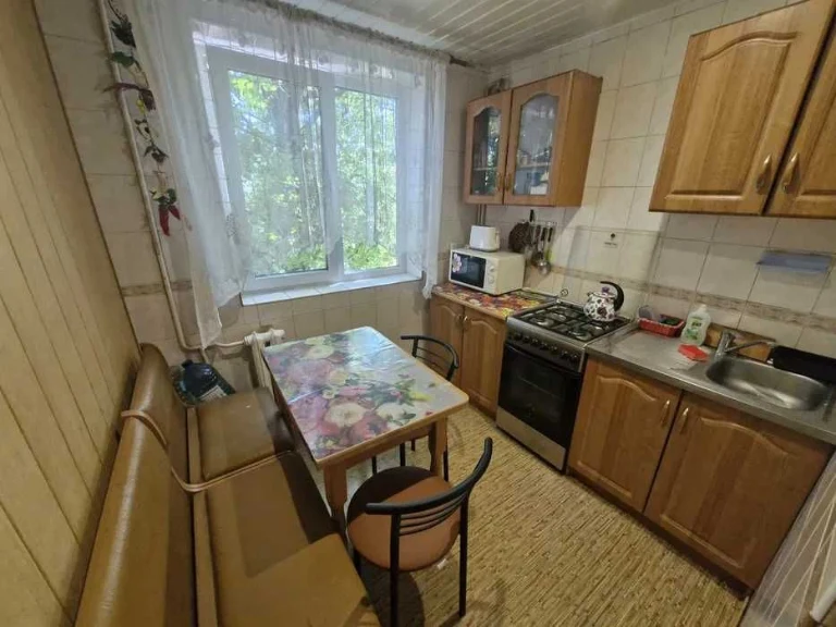 Продам 2к квартиру 46 м²  Гагарина!Дафи!Безнал!