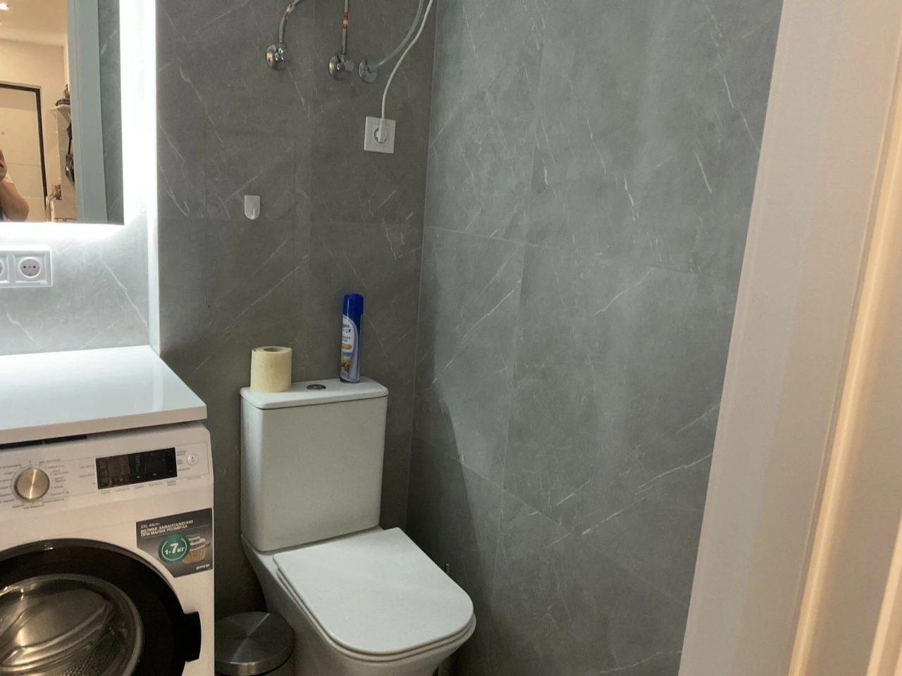 For Sale: 3-bedroom apartment in Arcadia, renovated, 8th floor