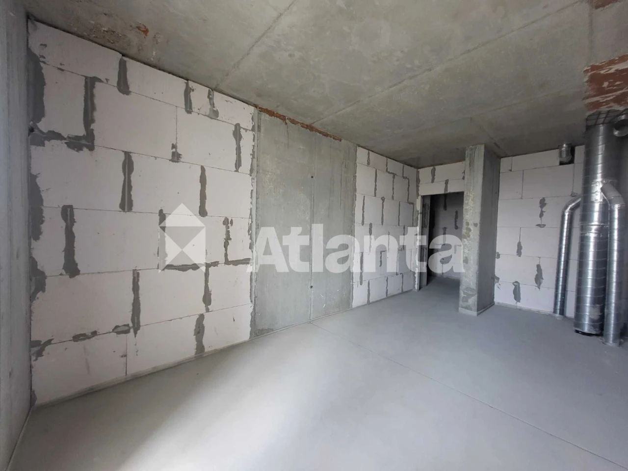 Stylish studio apartment with renovation in residential complex "Aquaрель-3" - center
