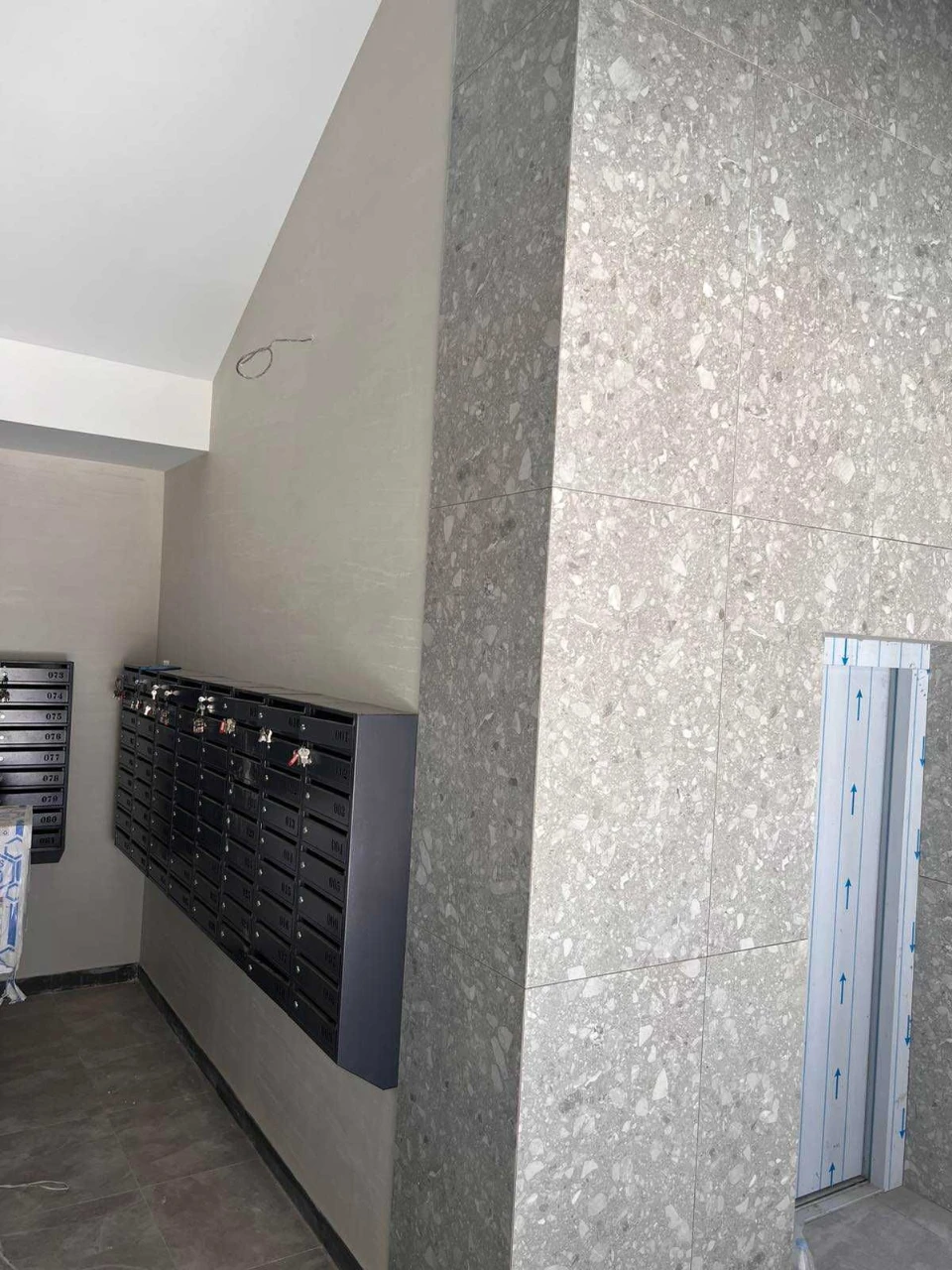 For Sale: 1-bedroom apartment at 2652 Nemirovs'k Shose