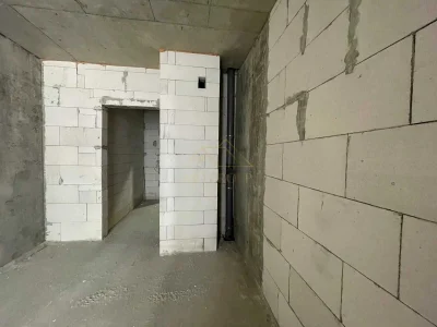 Apartment for Sale Near the Lake