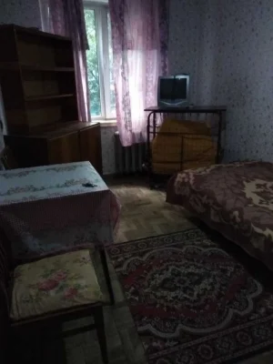 Сдам СВОЮ комнату для женщины. Район рынка Черемушки.