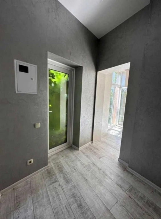 Sale of a Smart Apartment