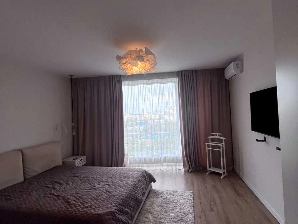 Apartment. Княzia Romana Mistslavych Street, Kyiv
