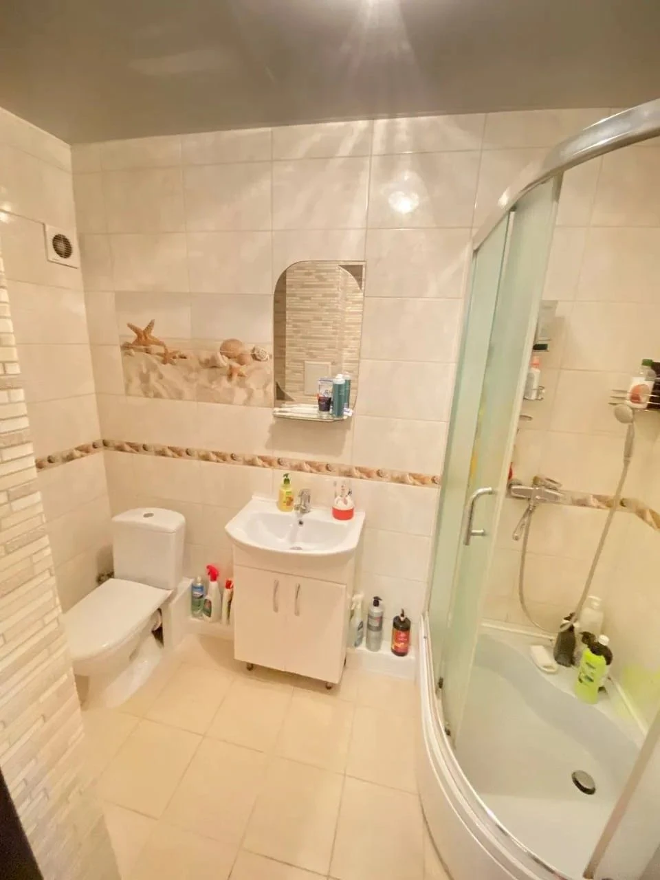 For sale 3-room apartment in Toполь residential area, brick house