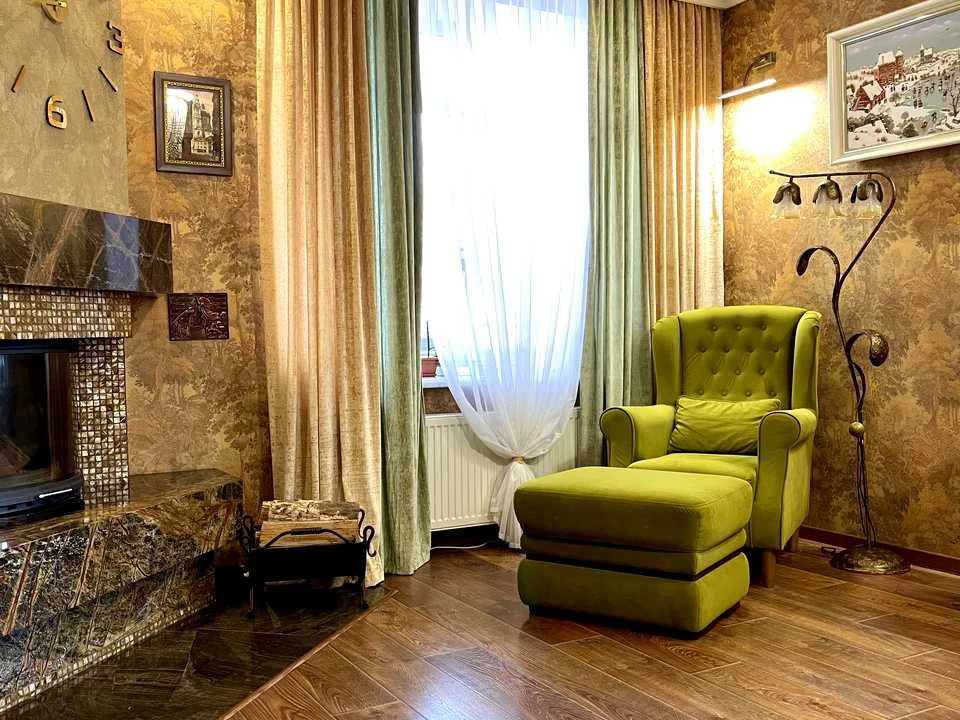 House. Kyiv, Sadova 6