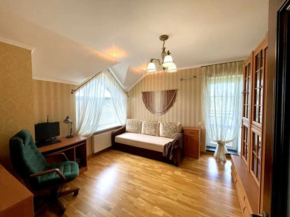 House. Kyiv, Sadova 6