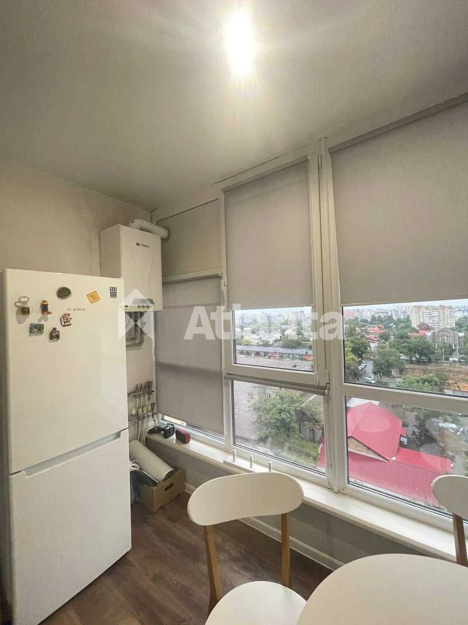 Apartment, 1 room, renovated, individual heating, brick