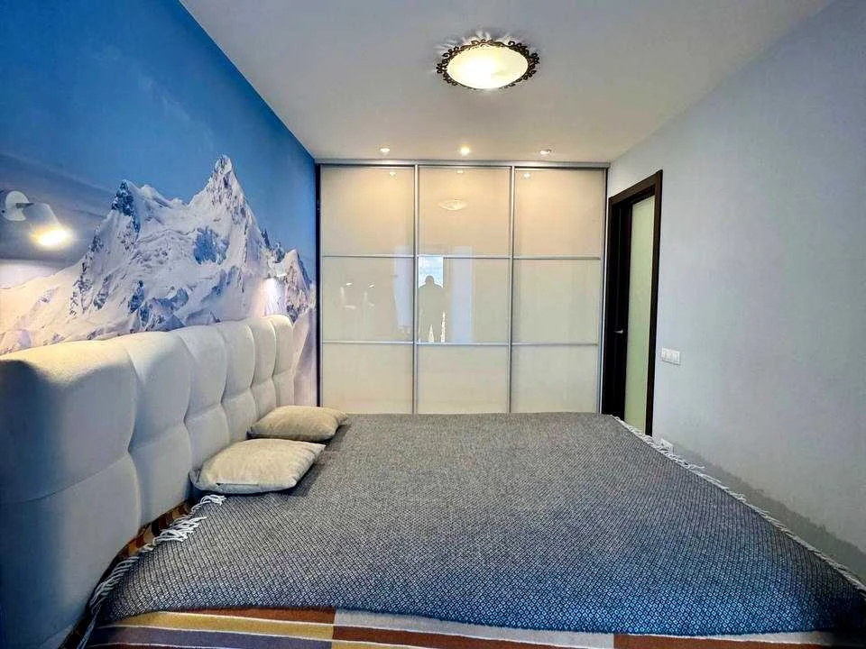 Apartment. Alexander Efimenko Street, Kharkiv.