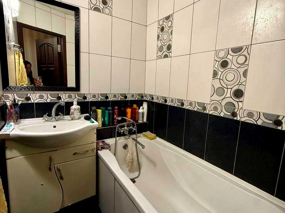 Apartment. Vlasenka st. Kharkiv