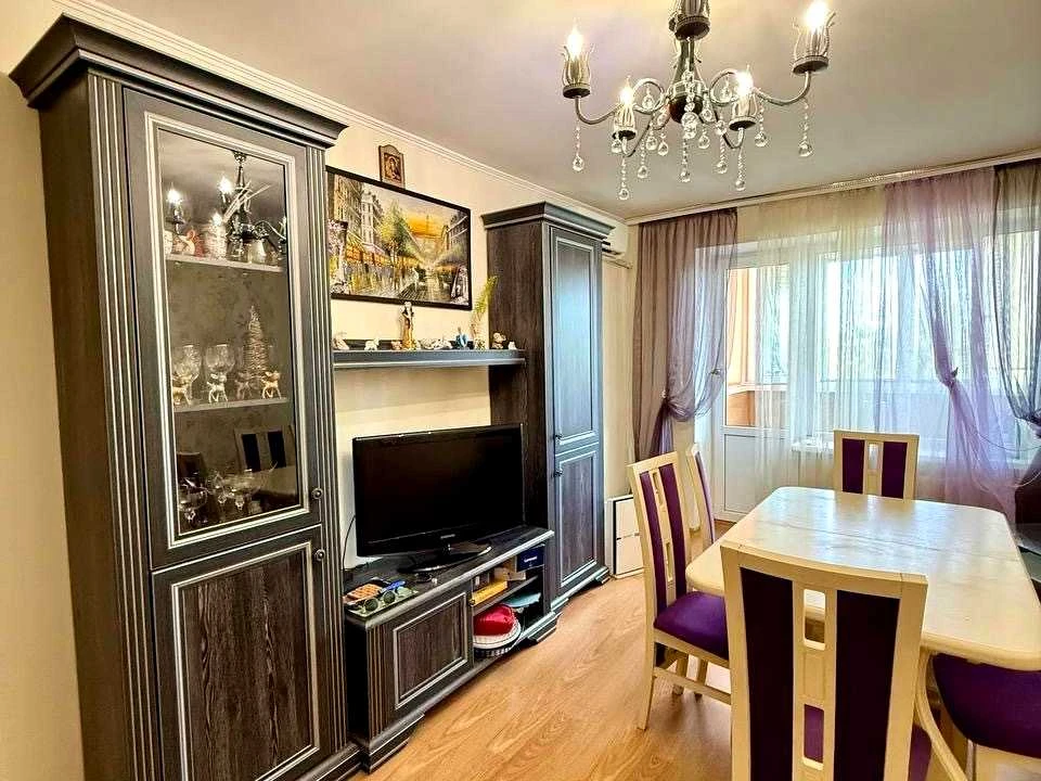 Apartment. Vlasenka st. Kharkiv