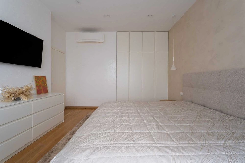 ID 595. Without %. Spectacular apartment, 125 m², Generator, Novopecher