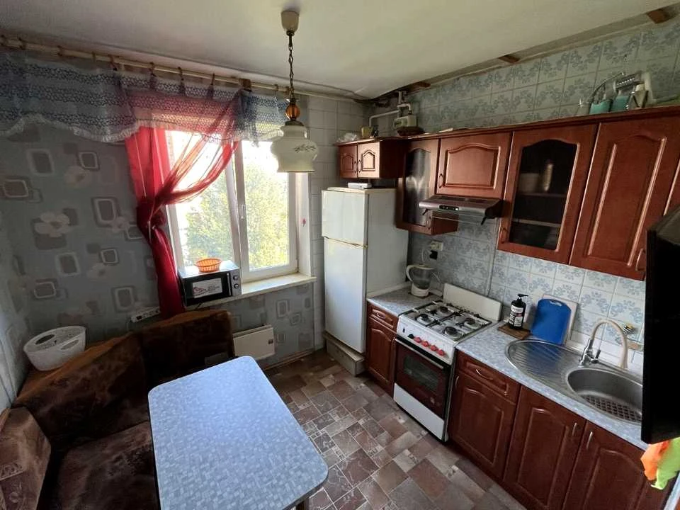 Квартира. Киев, Тростянецкая улица.