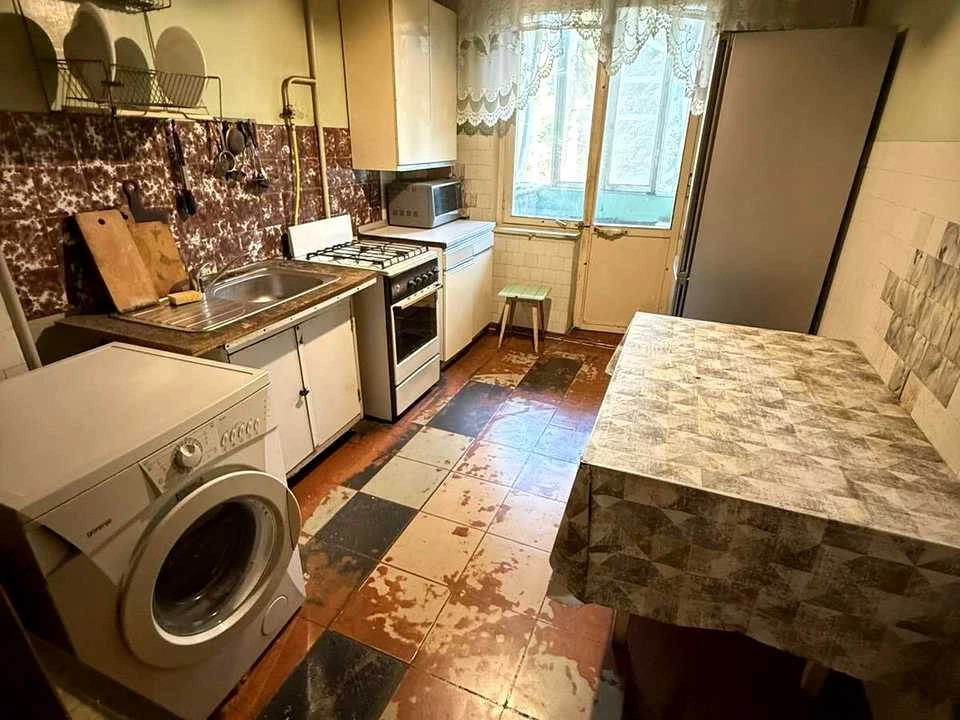Квартира. Одесса, Небесной Сотни просп. (Маршала Жукова)