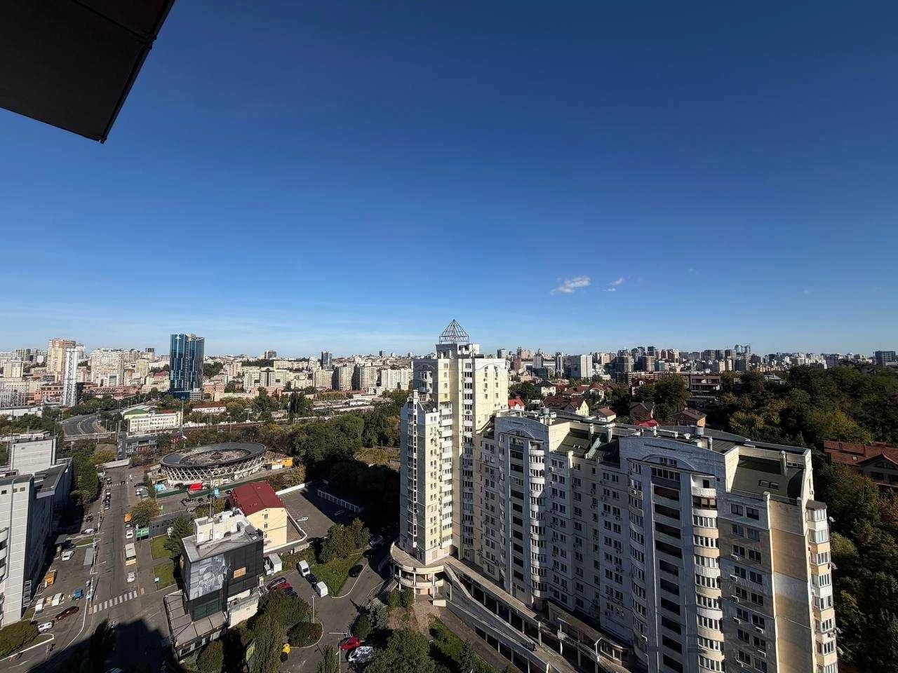 Exclusive! 128 sq m 3-bedroom apartment with an open terrace in City Hub complex, Mol.