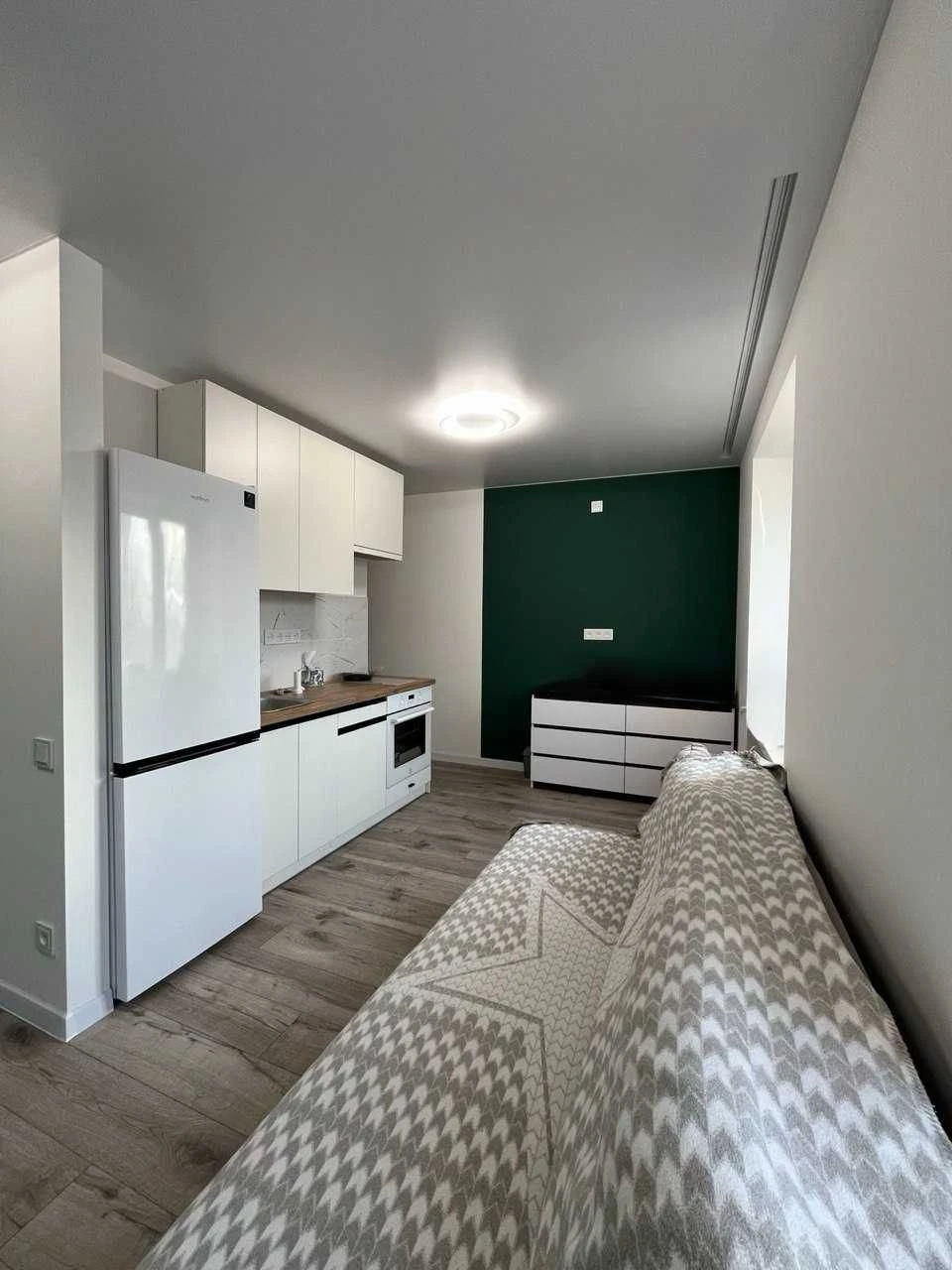 For Sale 1 Apartment on Bohdan Hmelnychy Street / 12th District