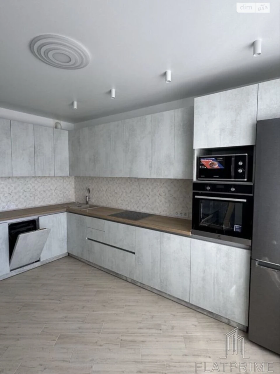 Apartment for Sale in Chokolivka
