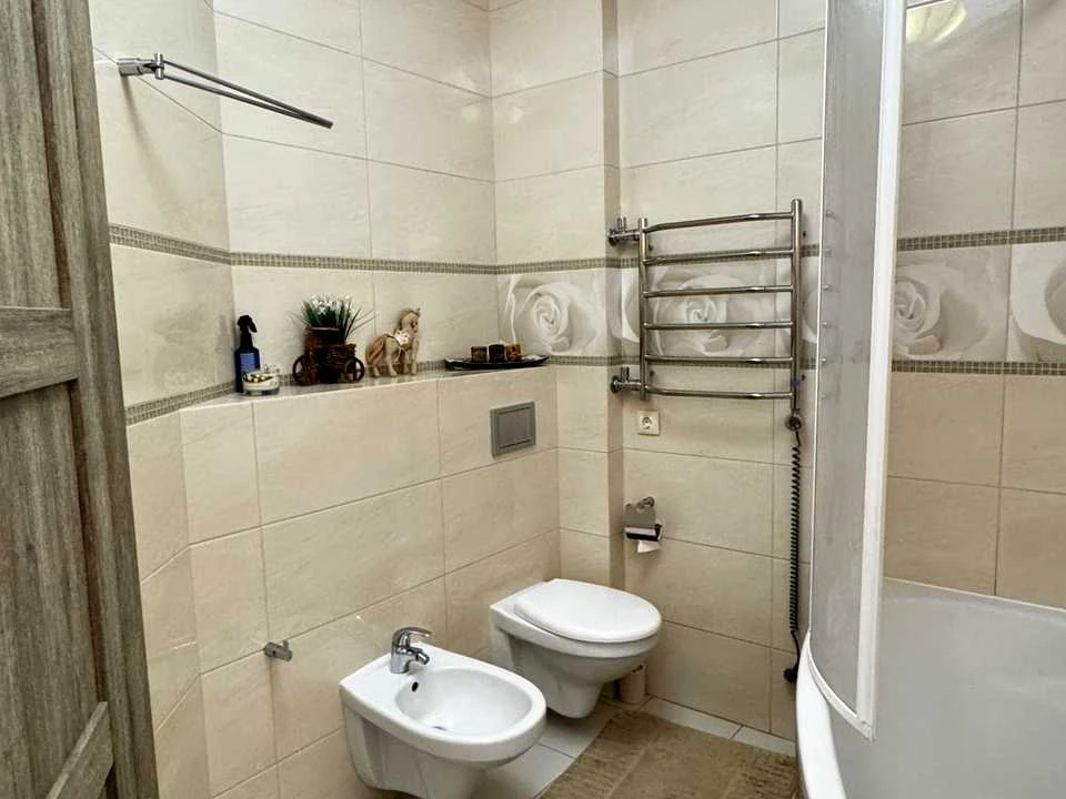 Apartment. Kharkiv, Pyriamivska St.
