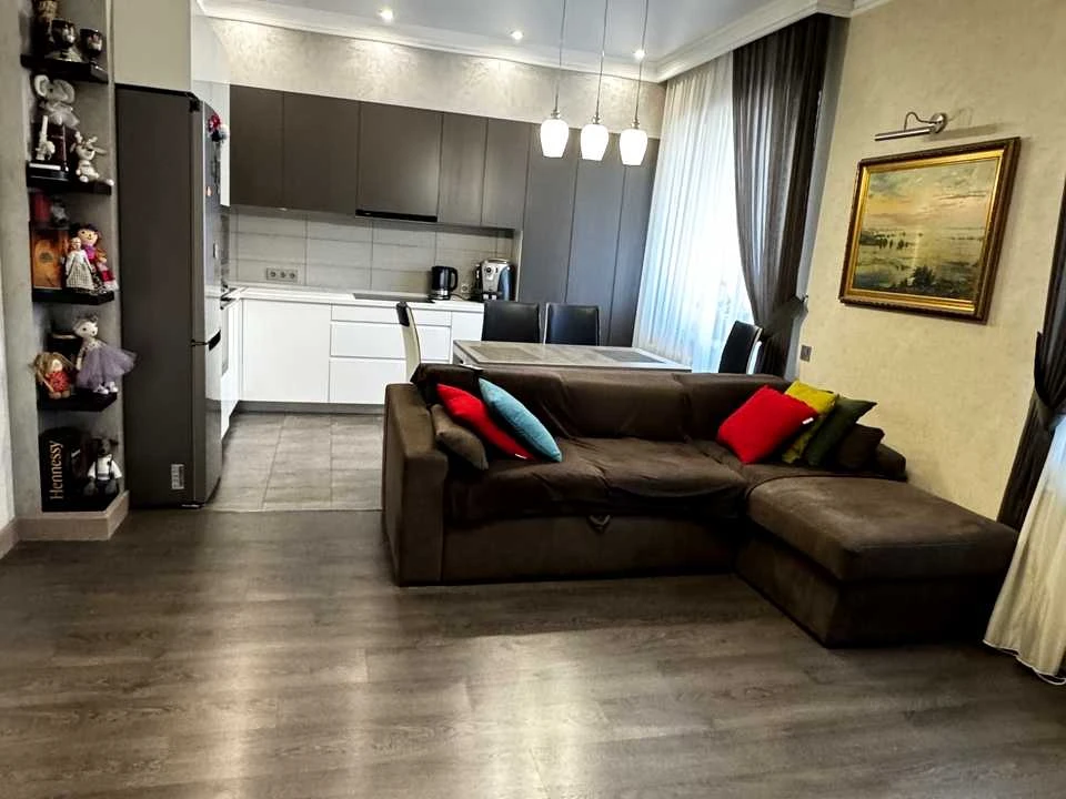 Apartment. Kharkiv, Pyriamivska St.