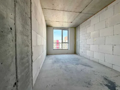 One-bedroom apartment near the city lake