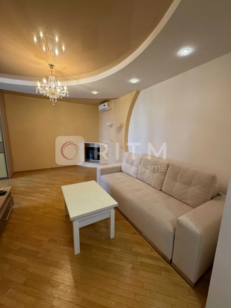 Sale of a 3-room apartment.