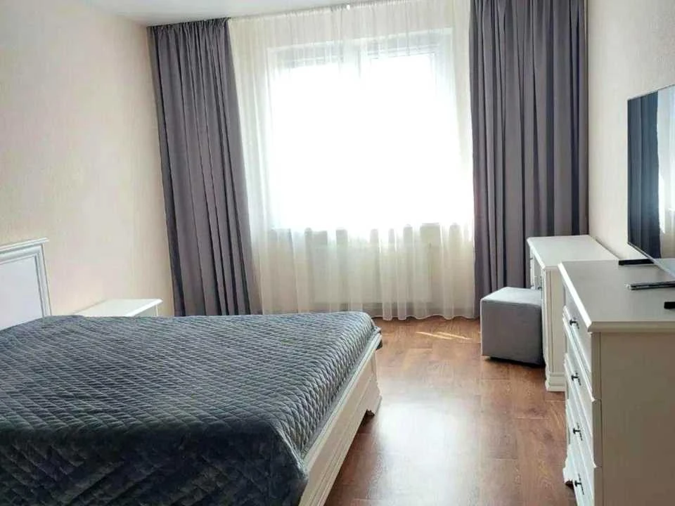 Квартира. Киев, Конопляская улица.
