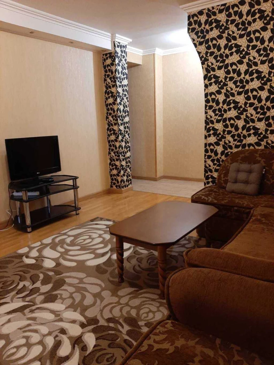 Rent 2-room apartment 90 m², Borshchahivska St., 145