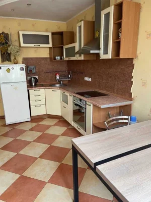Сдается 1-комнатная квартира 58 м², улица Вячеслава Черновола,