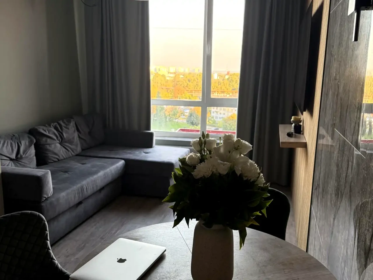 Оренда квартири 1-кімн. 44 м² 10/25 пов.
