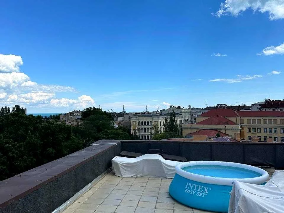 Квартира. Одеса, Миколи Савича вул. (Сабанєїв Міст)
