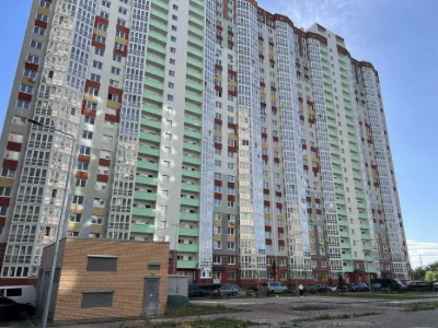 Apartment in Patriotika First, "Sinivir" building