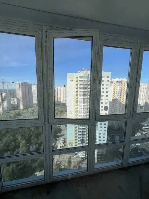 Apartment in Patriotika First, "Sinivir" building