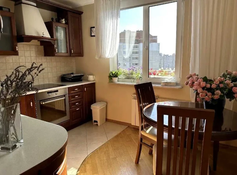Urgent! 2-room apartment on Anna Akhmatova Street, 16-B, Poznizky Osokorky D
