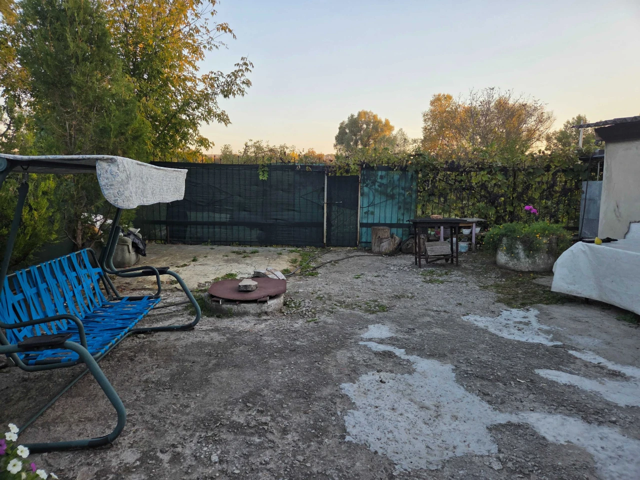 For Sale: Residential House in ZhM "Parus"