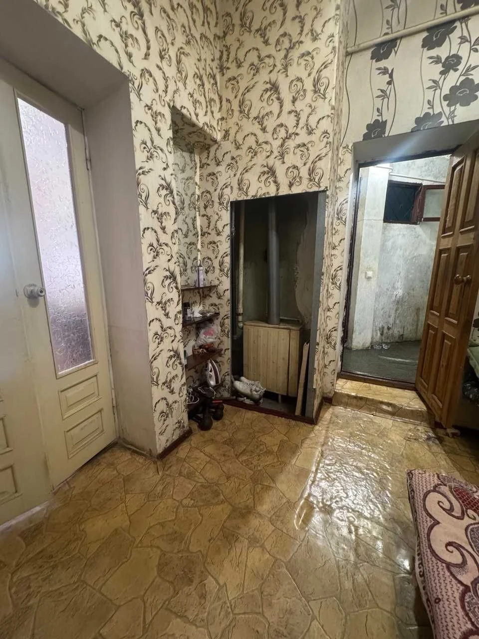 Продам 1-кімнатну квартиру з АГВ. Можна під програми (впо, є