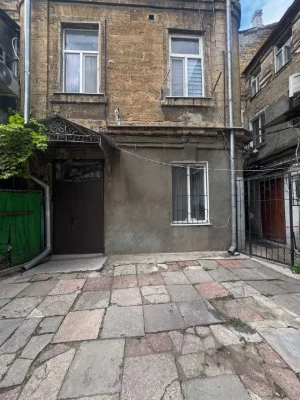 Продам 1-кімнатну квартиру з АГВ. Можна під програми (впо, є