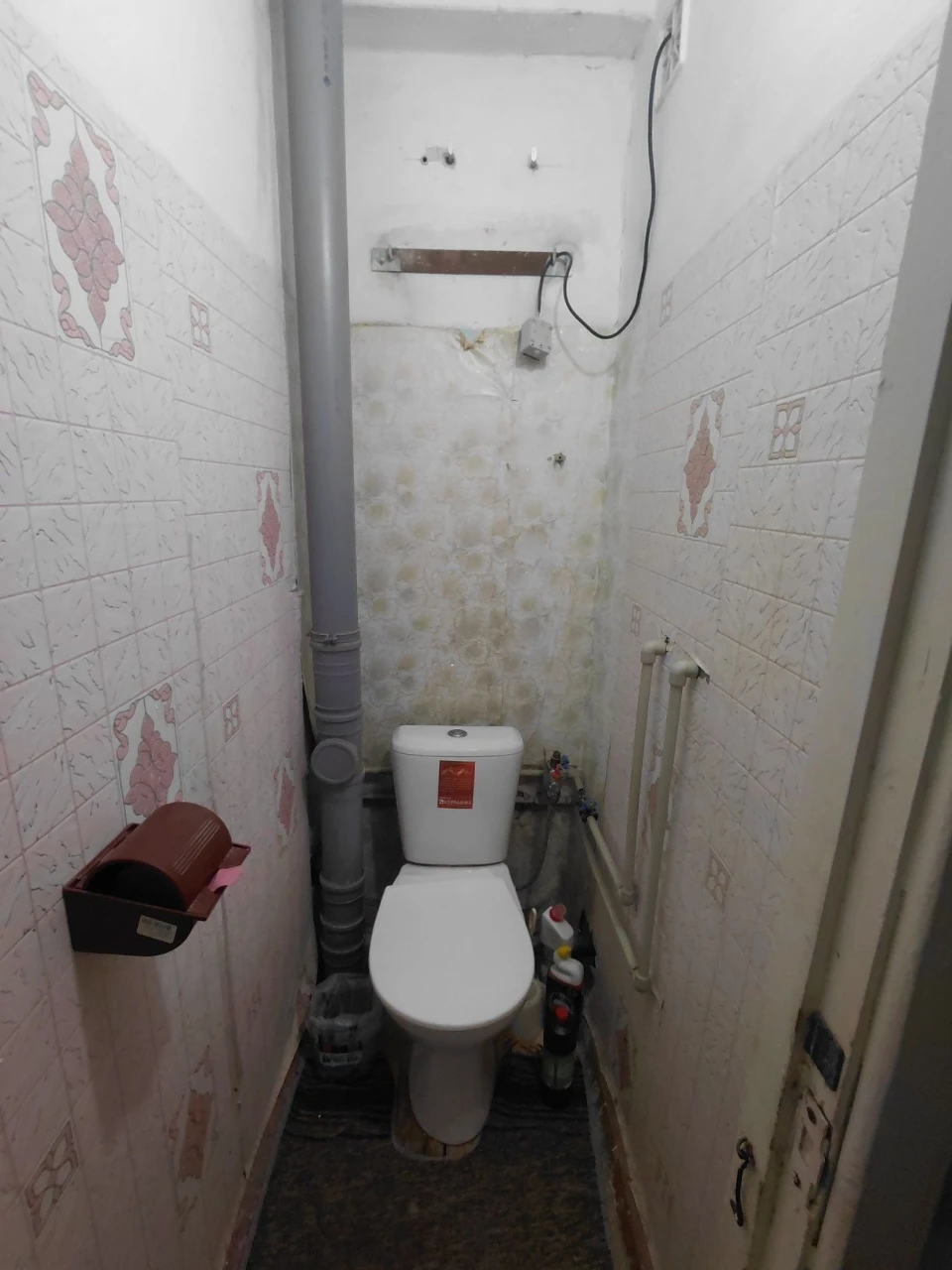 Apartment for sale in Khortytsia district.