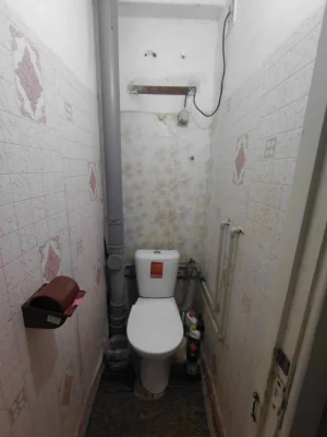 Apartment for sale in Khortytsia district.